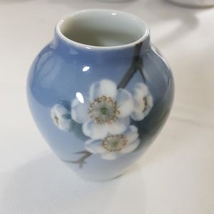 Vintage Bing & Grondahl Porcelain Flower Vase